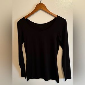 Women’s ladies Heattech black long sleeve top sz medium